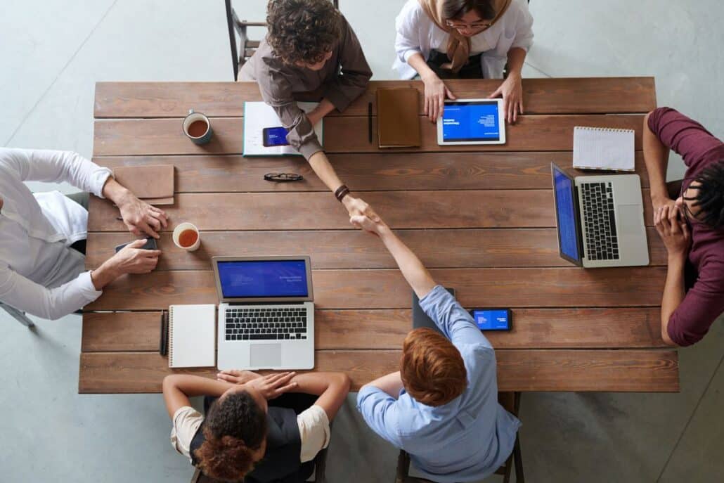 5 Reasons to Hire an Internet Lawyer Before Launching Your E-Commerce Website