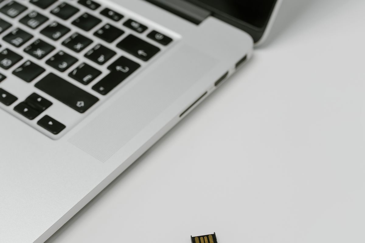 Ruling Limits Corporate Data Theft Protections featured image