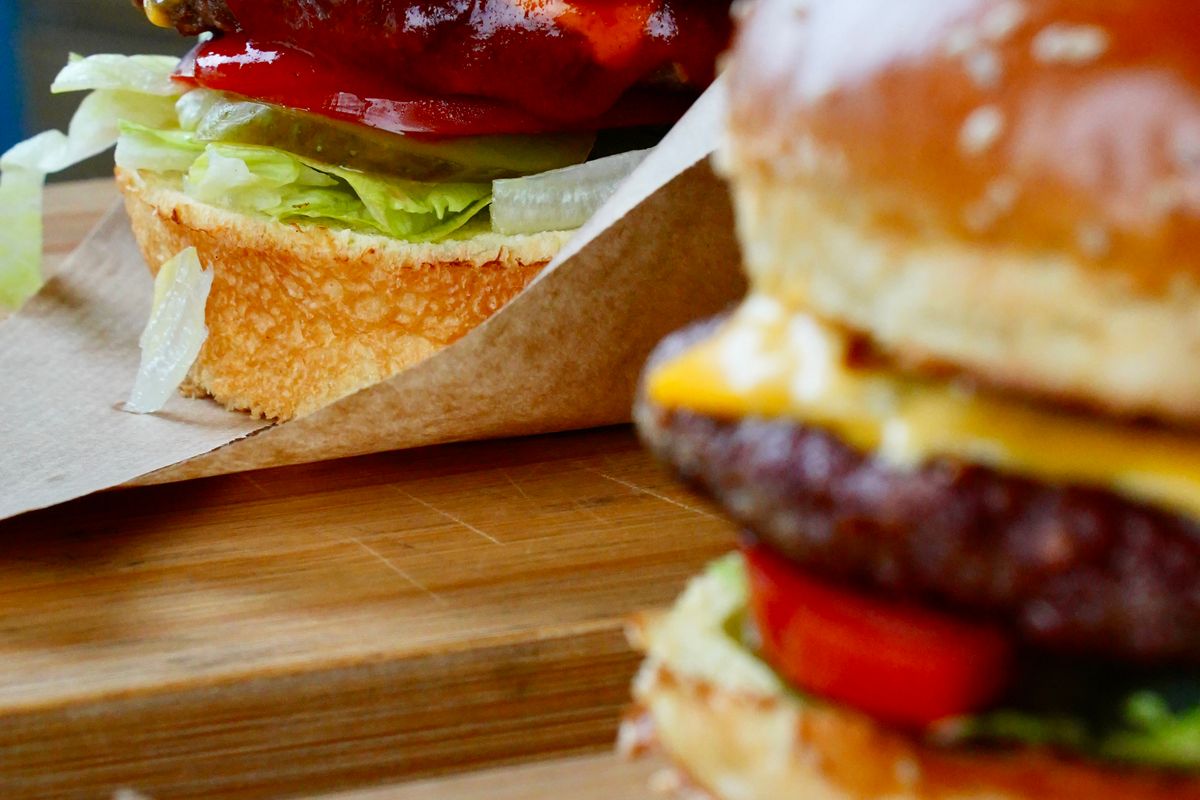Smashburger vs. In-N-Out: 7 Trademark Lessons featured image
